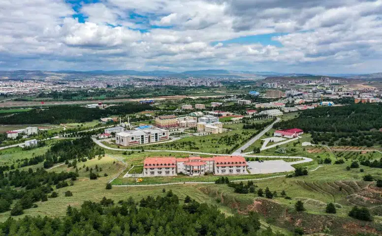 30 Kişilik Kontenjana Sadece 3 Kişi Yerleşti! Sivas Cumhuriyet Üniversitesi'nde Kontenjan Alarmı
