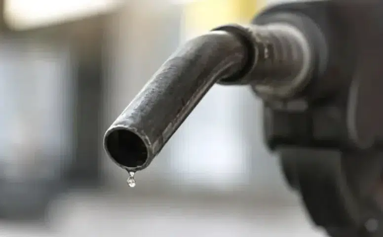 Petrol fiyatları resmen uçuyor 100 doları aştı! Akaryakıta zam gelecek mi?