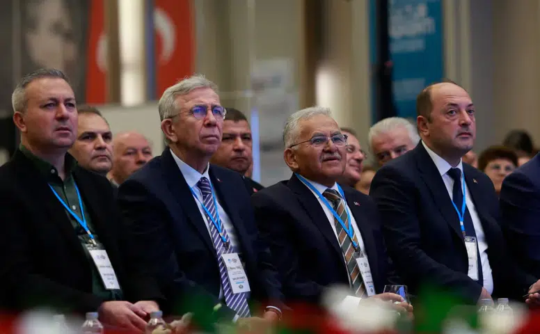Başkan Adem Uzun Tarihi Kentler Birliği Toplantısına Katıldı