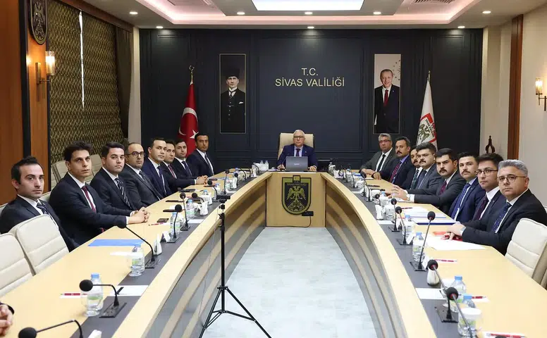 Sivas’ta sosyal yardım çalışmaları için değerlendirme toplantısı