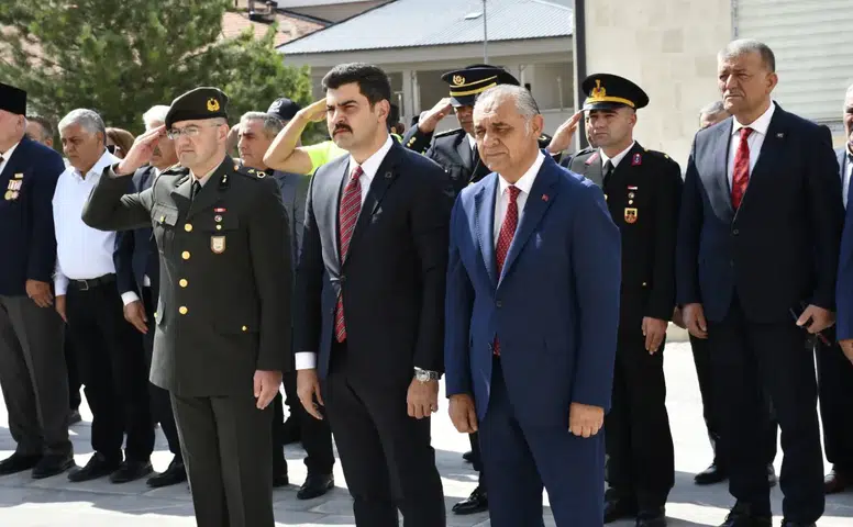 Gürün’de 19 Eylül Gaziler Günü Törenle Kutlandı