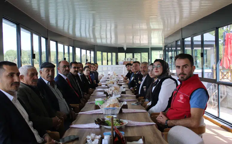 Hafik’te Gaziler Onuruna Yemek Programı Düzenlendi