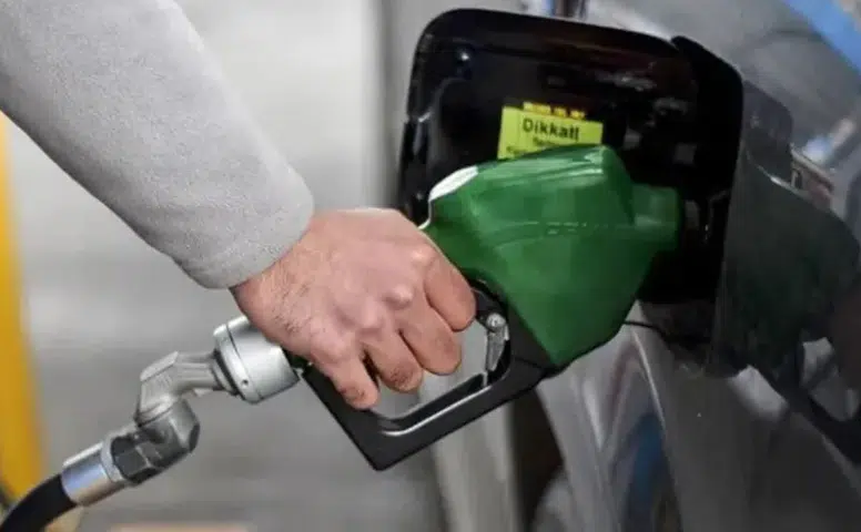 İndirim geldi, fiyatlar değişti: 24 Eylül benzin, motorin ve LPG fiyatları