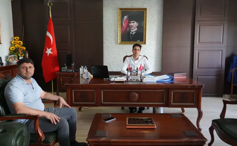 Kangal’da Şanlı Petrol İşletme Sahibinden Kaymakam Yıldırım’a Ziyaret