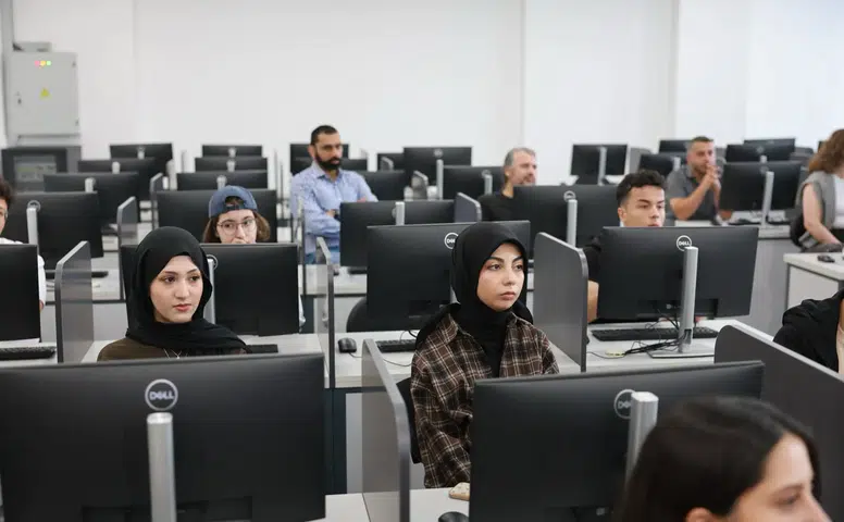 SBTÜ’de 2026 Oryantasyon Programı Sona Erdi: Öğrenciler Laboratuvarları Gezdi