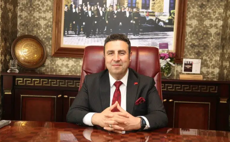 Hakan Demirgil’den Sivaslılara Çağrı: “Okul Alışverişinde Yerel Esnafı Tercih Edin”