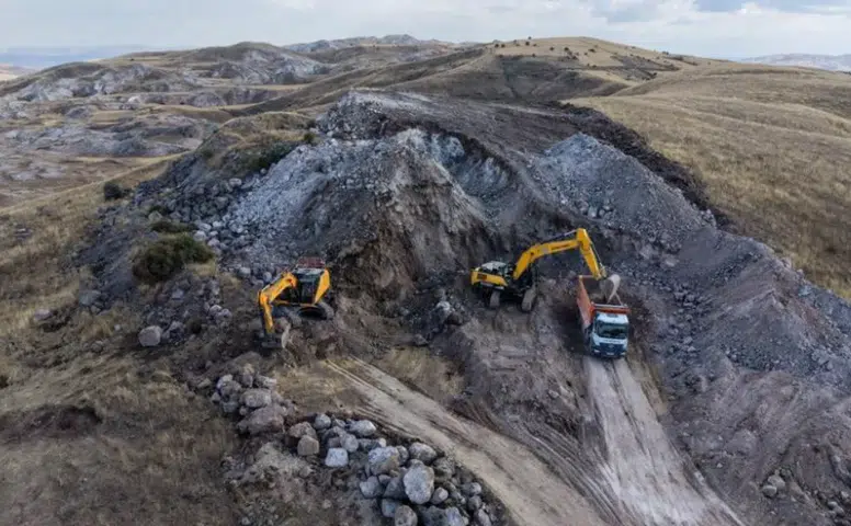 Sivas Belediyesi’nden Yeni Taş Ocağı Hamlesi: İlk Sevkiyat Gerçekleştirildi