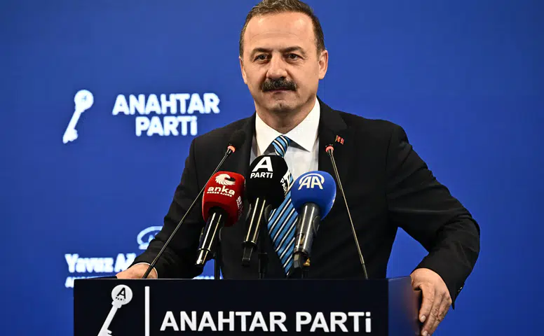 Anahtar Parti Lideri Ağıralioğlu Kocaeli Esnafını Ziyaret Etti: Diyalog Gülümsetti