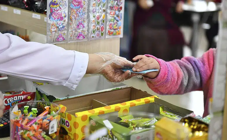 Okul kantinlerinde yeni dönem: Yasaklı ürünler listesi genişledi