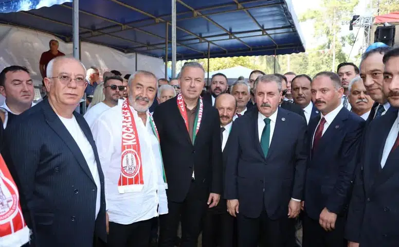 Başkan Adem Uzun Gurbetteki Hemşehrileriyle Kocaeli’de Bir Araya Geldi