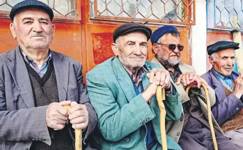 65 Yaş Üstü Nüfus İlk Kez 5 Yaş Altındaki Çocukları Geçti