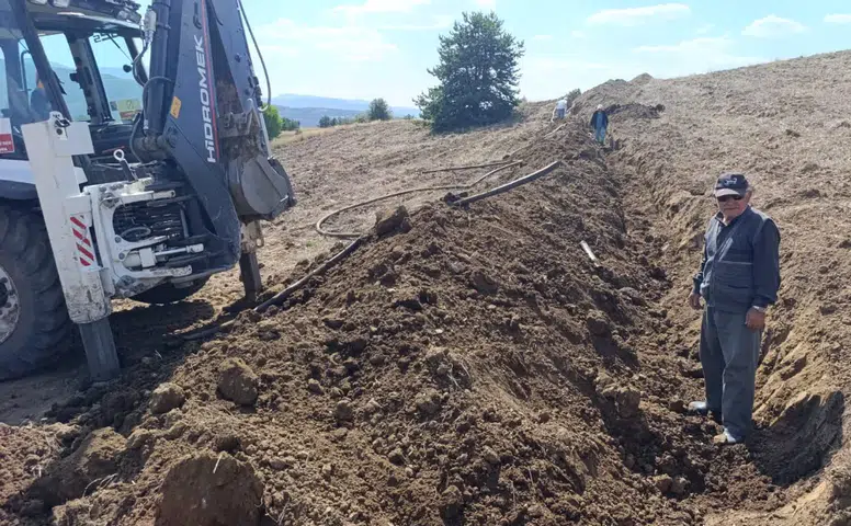 Suşehri’nde Köy Yolları ve Altyapıda Çalışmalar Tamamlandı