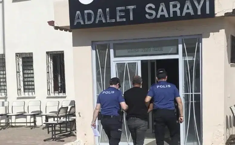 Sivas’ta 13 Yıl 4 Ay Hapis Cezası Bulunan Firari Hükümlü Yakalandı
