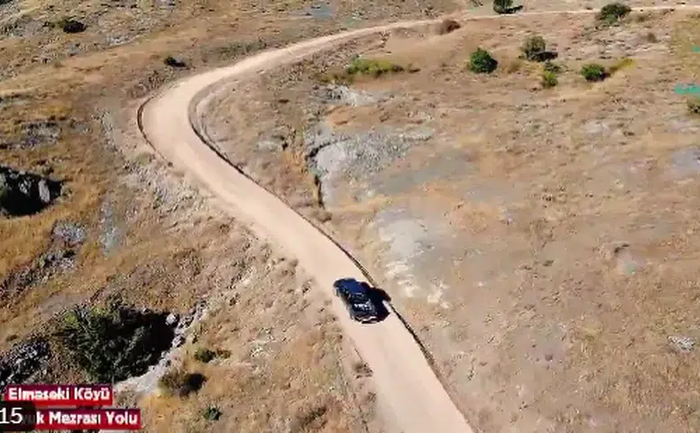 Suşehri’nde Köy Yolunda 4,5 Kilometrelik Çalışma Tamamlandı