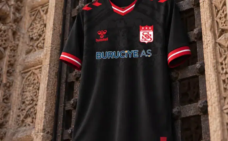 Sivasspor'un Muğlaspor Karşısındaki Maç Kombinasyonu Belli Oldu! Yiğidolar Siyah Formayla Sahada