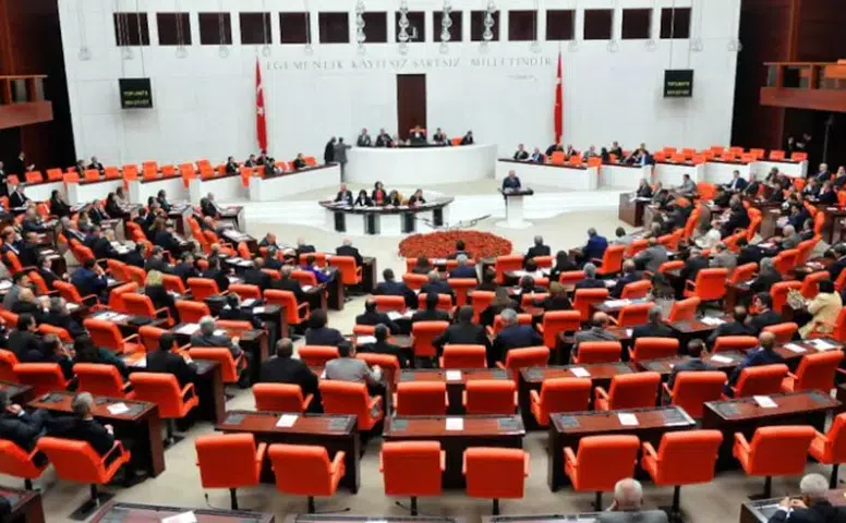 TBMM'de bütçe mesaisi sürerken yeni kanun teklifleri yolda