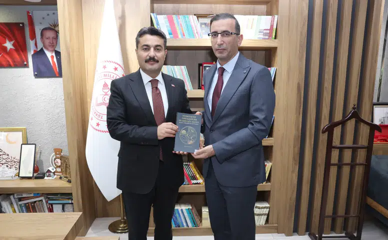 Sivas Ümit Vakfı’ndan Fatih Erdoğan’a Ziyaret