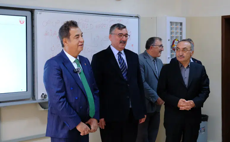 Öğrenciydi, Rektör Oldu! Mezun Olduğu Okula Geri Döndü
