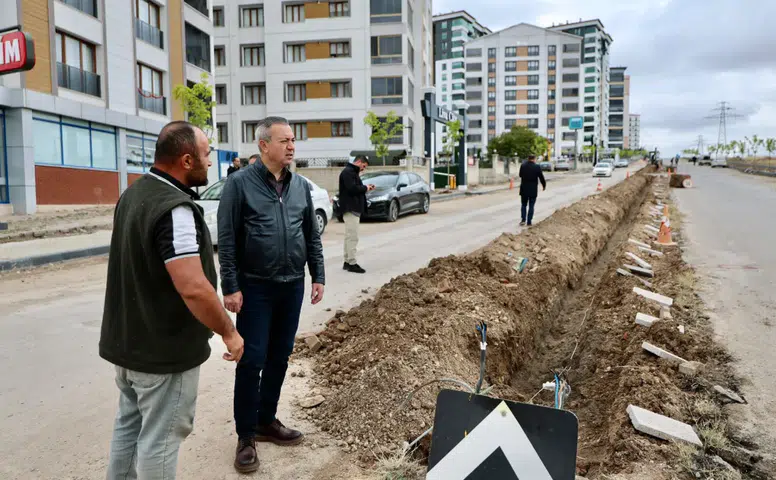 Başkan Adem Uzun Sahadaki Çalışmaları ve Kızılırmak Projesi'ni İnceledi