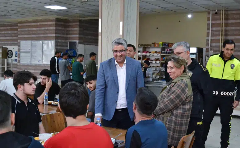 Zara Kaymakamı Malik Çalışır’dan KYK Yurtlarına Ziyaret