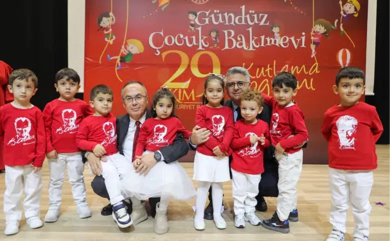 Sivas’ta Miniklerden Cumhuriyet Bayramı Gösterisi