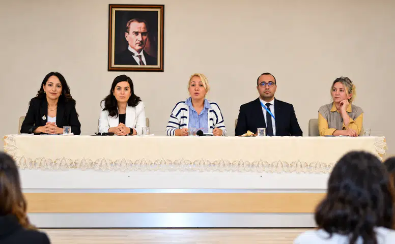 Tecer Yurdunda Yeni Öğrencilere Uyum Toplantısı Düzenlendi
