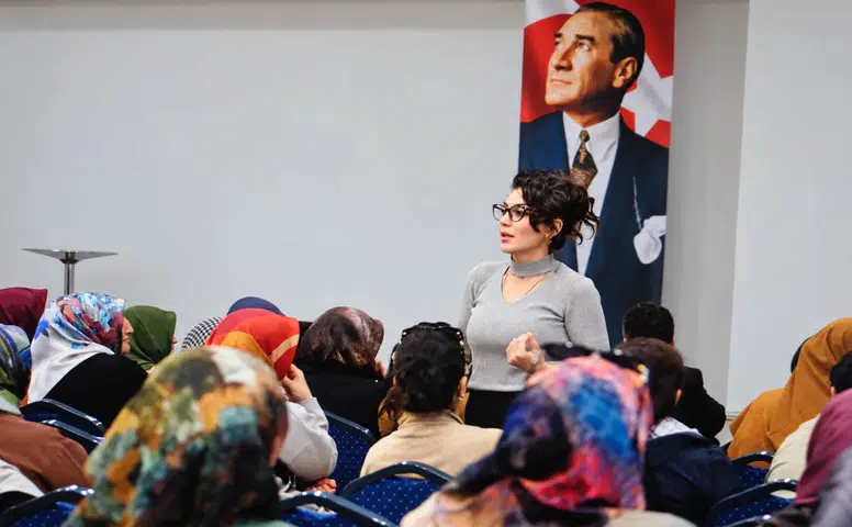 Sivas’ta Aileler İçin Yeni Dönem! İlk Seminerde Neler Konuşuldu?