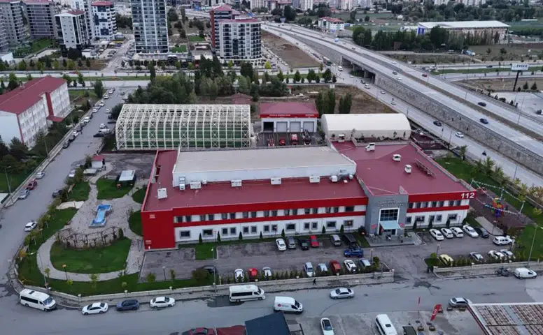 Sivas’ta 90 Yıllık İtfaiye Araçları Geçmişe Işık Tutuyor