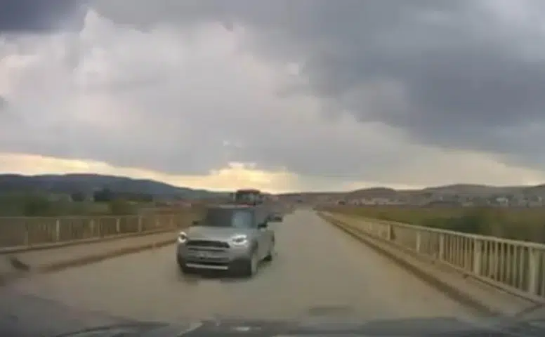 Sivas’ta Hatalı Sollama Kazaya Davetiye Çıkardı