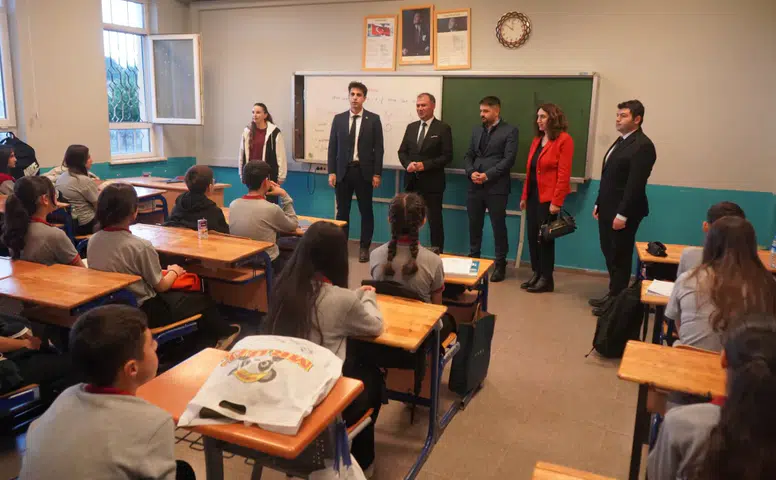 Kangal Kaymakamı Muhammed Yiğit Yıldırım’dan Okul Ziyareti