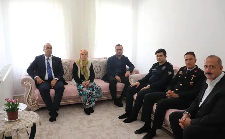 Divriği’de Şehit Aileleri ve Gazilere Bayram Ziyareti