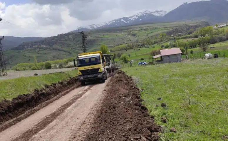Selpinti Mezrası’nda Yol Düzenleme Çalışmaları Tamamlandı