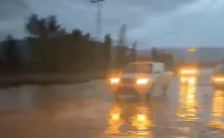 Suşehri’nde Yol Çalışmaları Devam Ediyor