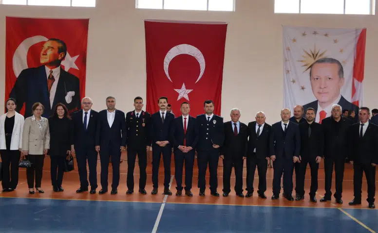 Koyulhisar’da 19 Mayıs Coşkusu Yoğun Katılımla Kutlandı