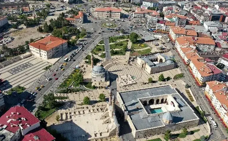 Sivas’ta O İlçede Su Kesintisinin Nedeni Ortaya Çıktı! Belediye Açıkladı!