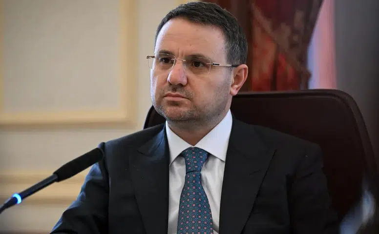 Adalet Bakanlığı'na 15 bin sözleşmeli personel alınacak
