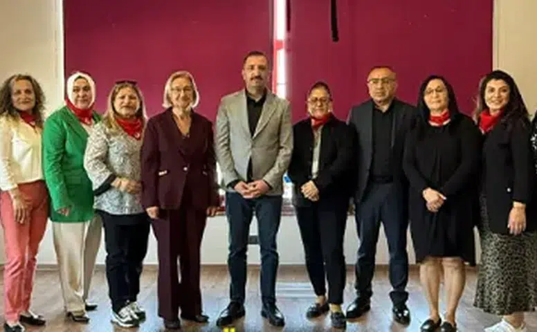 Ali Ürek’ten Kapıkaya Köyü Derneği’ne Anneler Günü Ziyareti