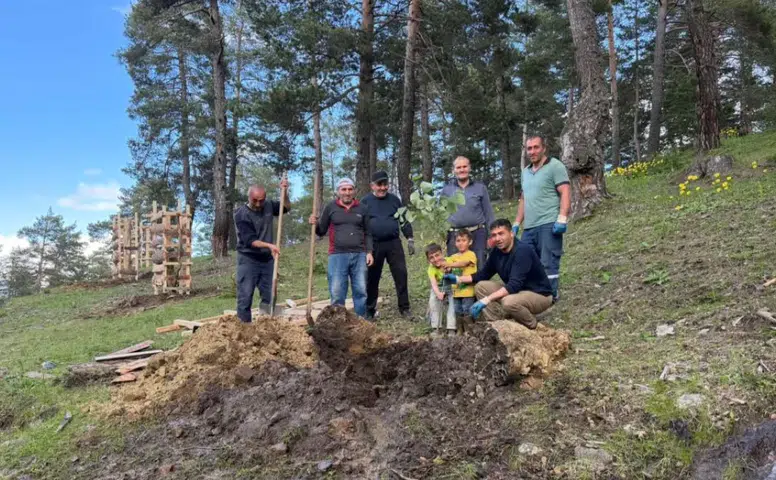 Çandır Köyü’nde “Bir Fidanda Senden Olsun” Projesi: 600 Ihlamur Fidanı Toprakla Buluştu