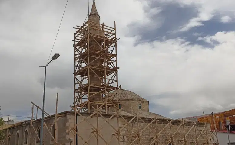 Gürün Ulu Camii’nde Restorasyon Sürüyor: Yıl Sonunda Yeniden İbadete Açılması Planlanıyor