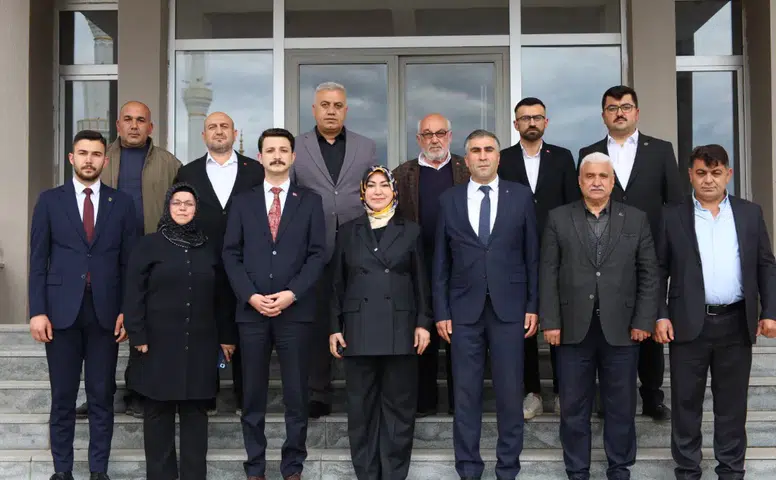 Sivas Milletvekili Rukiye Toy Koyulhisar Kaymakamlığı’nı Ziyaret Etti