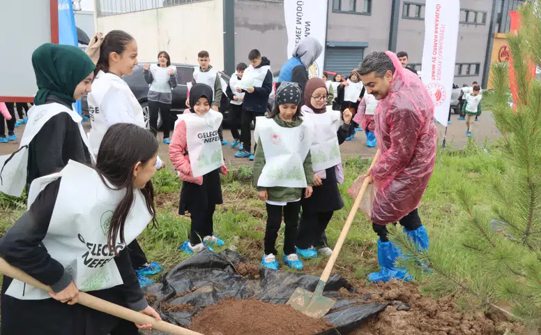 Sivas’ta Etik Haftası Kapsamında “Etik Hatıra Ormanı” İçin Fidan Dikimi Gerçekleştirildi
