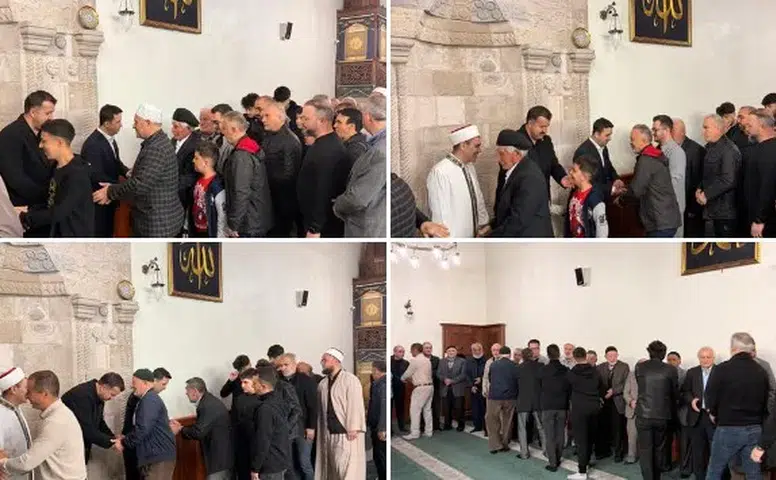 Suşehri’nde Bayram Namazı Sonrası Coşkulu Bayramlaşma Programı