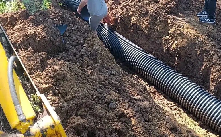 Küçükgüzel Köyü’nde Sulama Kanalı Onarıldı!