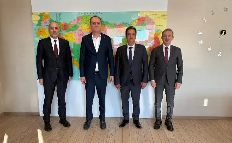 Rektör Şengönül ve Heyetinden Sağlık Bakanlığına Ziyaret: Hekim Kadrosunun Güçlendirilmesi Görüşüldü