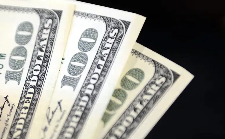Dolar ve Euro Güne Yükselişle Başladı