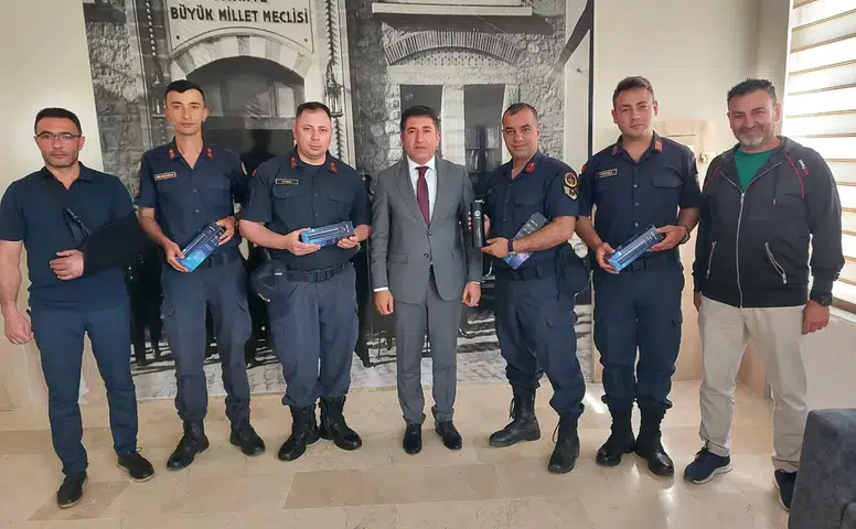 Zara'da Jandarma Teşkilatına Özel Kutlama! O Başkan Harekete Geçti