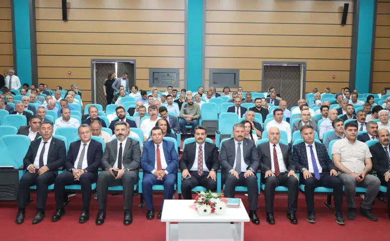 Sivas’ta 2025-2026 Eğitim Öğretim Yılı Sene Sonu Okul Müdürleri Kurul Toplantısı Gerçekleştirildi