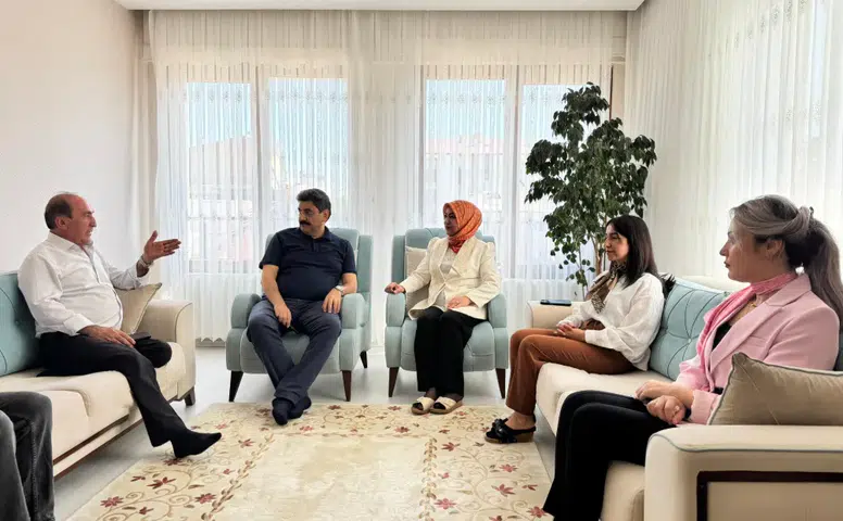 Hakan Aksu’dan Rukiye Toy ve Tuğba Genç’e Başsağlığı Ziyareti