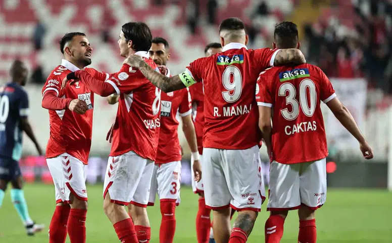 Sivasspor’da Kritik Gün: 9 Futbolcunun Sözleşmesi Sona Erdi