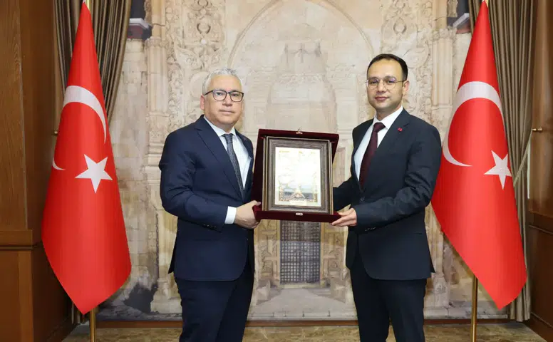 Vali Şimşek’ten Kaymakam Kahveci’ye Teşekkür ve Başarı Dileği
